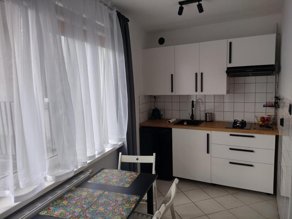 Kwatera prywatna Dolina 21 *